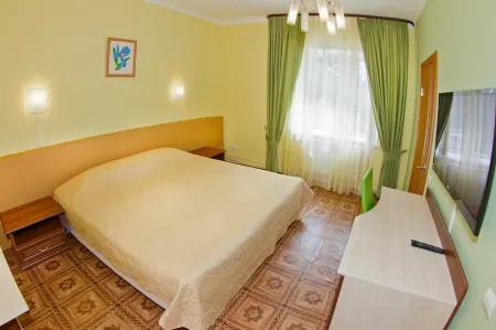 Причал Отели рядом с достопримечательностью «Государственный музей истории космонавтики имени К. Э. Циолковского»