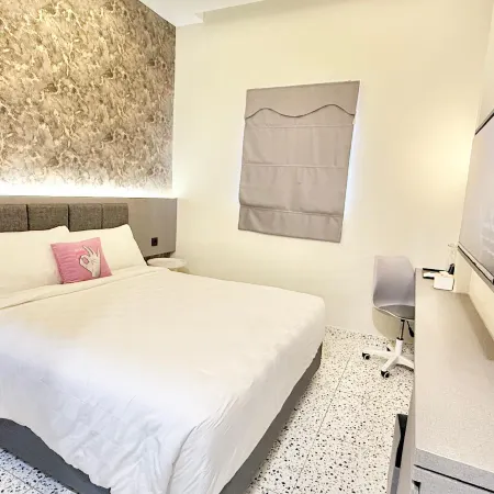 Hotel With OK Отели рядом с достопримечательностью «Площадь Atrium»