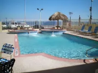 Holiday Inn Express & Suites GALVESTON WEST-SEAWALL by IHG - Beach
