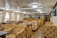 Hotel Nairi - فطور