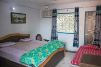Hotel Golden Crown