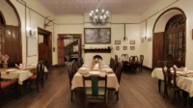 Chevron Ranikhet Club