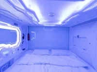 โรงแรมซีวิวแคปซูล โรงแรมใกล้วาริสันสแควร์