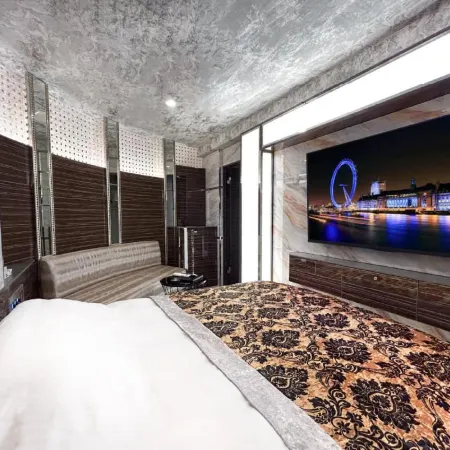 Hotel Century Annex Отели рядом с достопримечательностью «Парк Тиба»