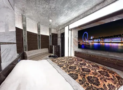 ホテル センチュリーアネックス Hotels near JR Monoi Station