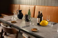 布魯塞爾市中心Moxy酒店 - 早餐