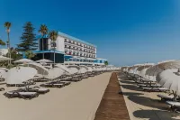 Arkin Palm Beach Hotel - 5-Star