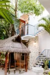 Hostal Tunich Naj & Hotel