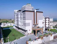 The Sky Imperial - Shahi Hotels & Resort - Airport Shuttle
