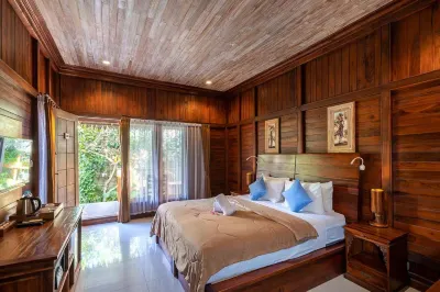 Pemedal Beach Resort Hotels in Nusa Lembongan