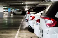 Holiday Inn Melbourne Bourke Street Mall by IHG - parking