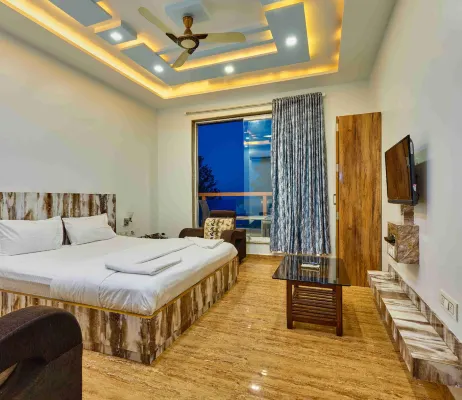 Hotel Saptarang Residency Panhala - Parking