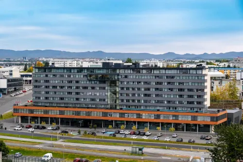 雷克雅未克希爾頓酒店 - 停車場