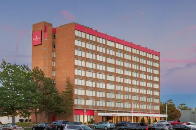Ramada Plaza by Wyndham Albany Hotels near Vincentian Institute