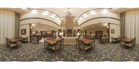 Staybridge Suites Lafayette-Airport Отели в г. Лафайетт