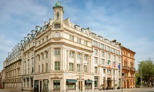 The College Green Hotel Dublin, Autograph Collection