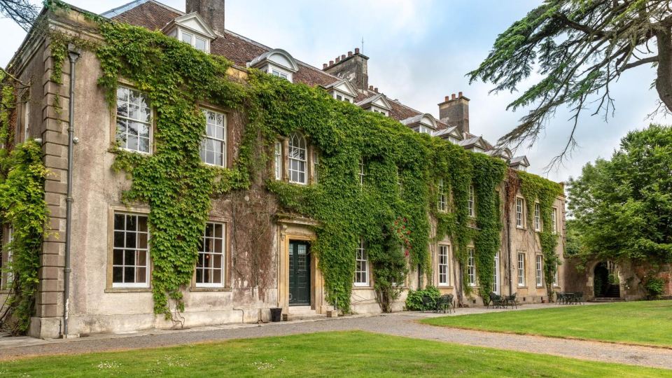 Holbrook Manor & Spa