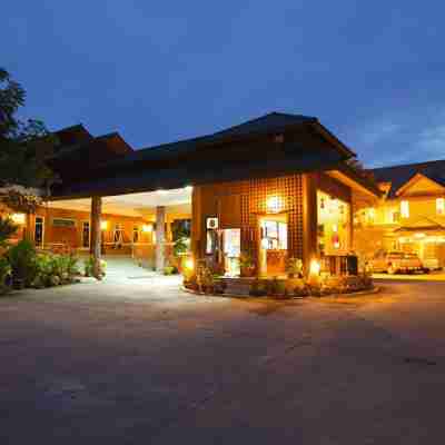 บ้านทิพย์สวนทอง Hotel Exterior