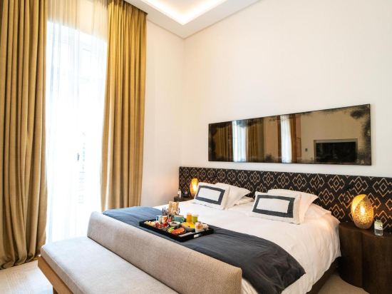 Hotel Marignan Champs-Elysées
