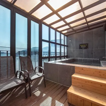 Louis Boutique Hotel