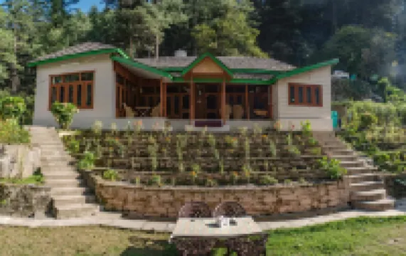 Parvati Kuteer Riverside Resort