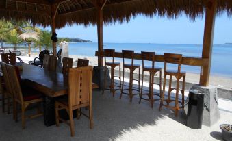 Silver Fern Beach Retreat