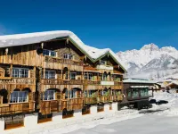 Hotel Sepp - Alpine Boutique Hotel - Adults Only ab 21 Jahre - Parkering