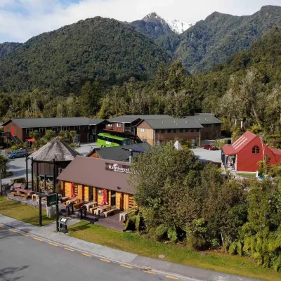 Rainforest Retreat Hotel dekat West Coast Wildlife Centre