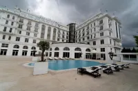 Wellborn Luxury Hotel - Интернет