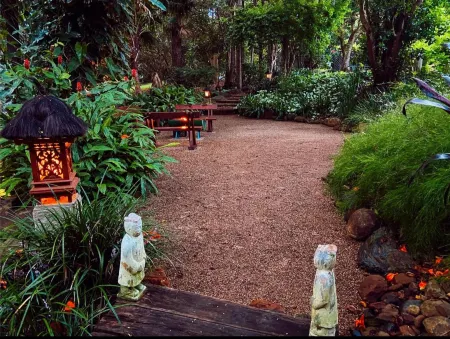 Taman Sari Sunshine Coast Romantic Pet-Friendly Hinterland Retreat