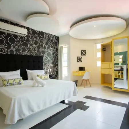 Casa Kaoba Hotel & Suites