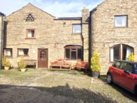 The Fox & Hounds Inn Hotels in Leyburn