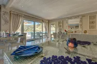 Amanzi Island Boutique Hotel