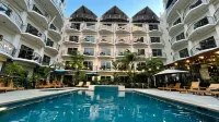 Oceano Boutique Hotel & Bistró - Pools