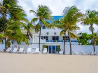 Numero Uno Beach House Hotels near Ocean Park Beach