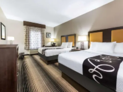 La Quinta Inn & Suites by Wyndham Orange Hotels in Orange