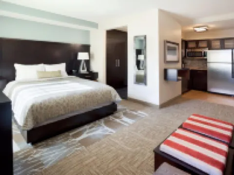 Staybridge Suites DES MOINES DOWNTOWN by IHG Hotels in Des Moines