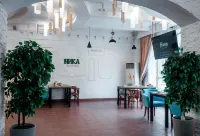 Cronwell Nika Centr Hotel