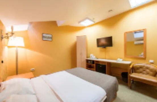 Men'Shikov' Mini-Hotel