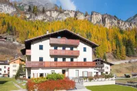 Casa Martinelli Holiday Home Hotels in Valdidentro