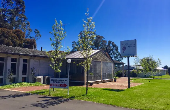 金斯利汽車旅館