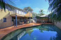 Travellers Motor Village Hotel a Mayfield