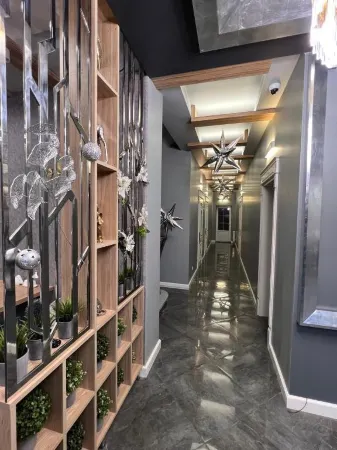 Aredo (Аредо) Отели рядом с достопримечательностью «Кафедральный собор Рождества Пресвятой Богородицы»