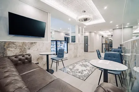 Апарт-отель YAMLE (Ямле) Отели рядом с достопримечательностью «Петропавловский собор»