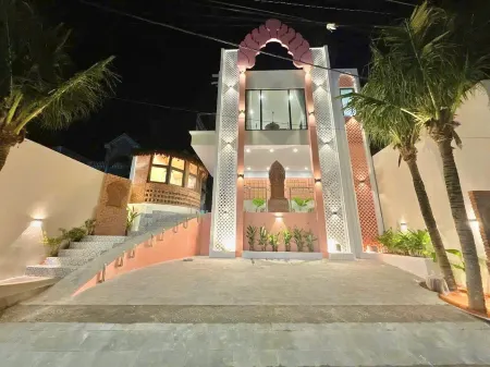 Cham Charm Home Mui Ne Отели рядом с достопримечательностью «Po Shanu Cham Towers»