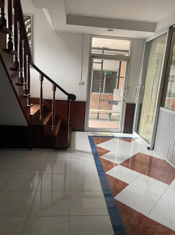 รูปภาพของHome Rama 4 near BTS Thong Lor