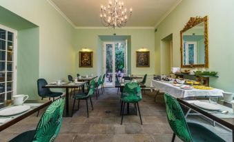 Solar Dos Cantos Botanic House & Garden