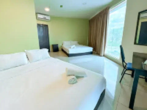 Night Queen Hotel (Kota Warisan) Hotels in Dengkil