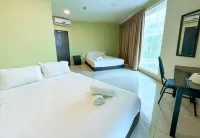Night Queen Hotel (Kota Warisan) فنادق في 