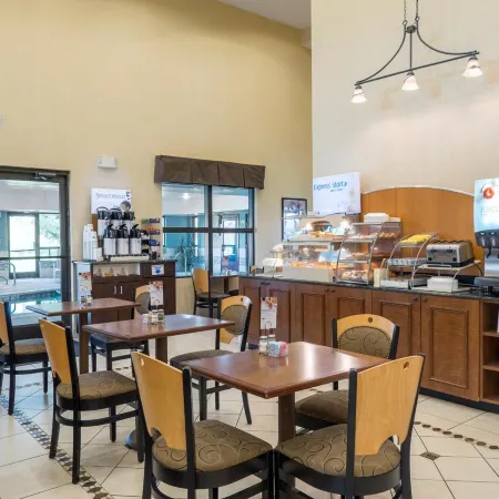 Wingate by Wyndham Waynesboro